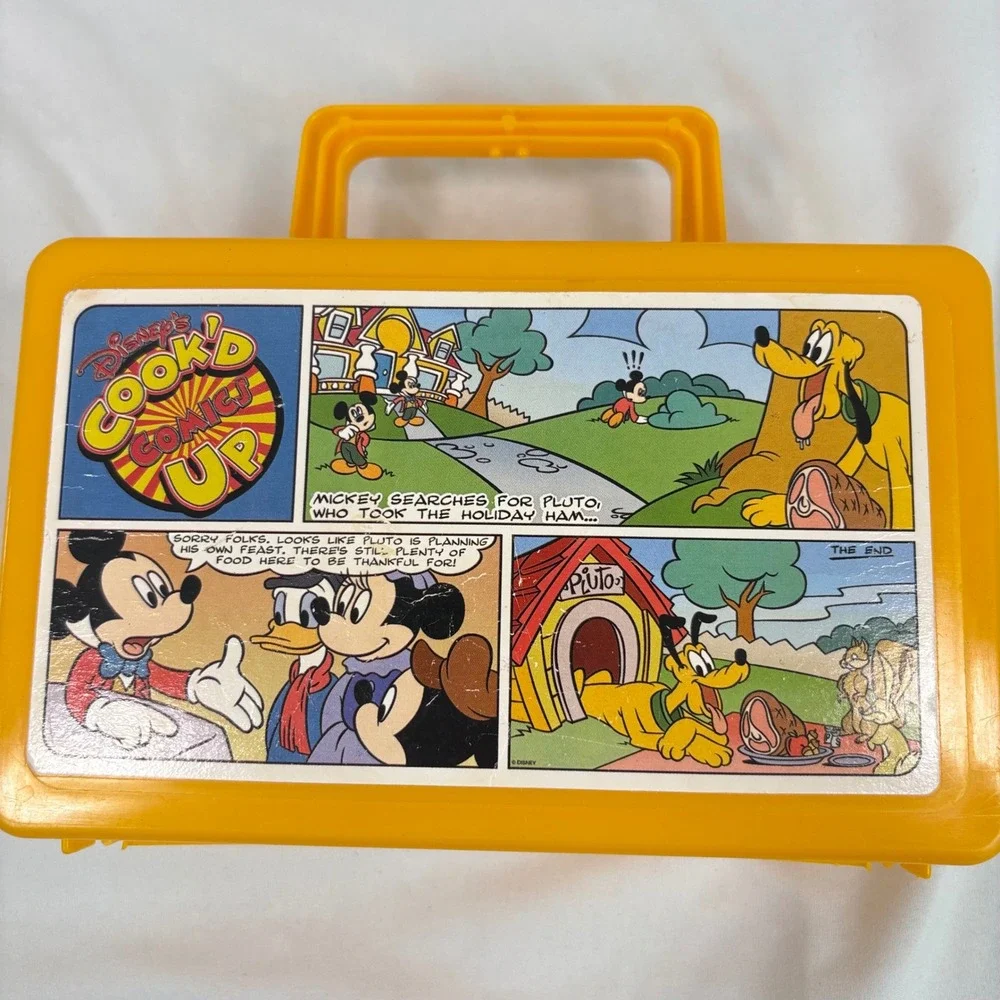 Disney Lunch Box Kids OS Mickey Mouse Pluto Comic Yellow Plastic Whirley Vintage
